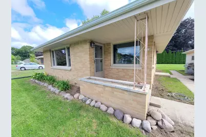 5310 S 115th St, Hales Corners, WI 53130 - Photo 2