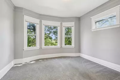 2027 N 47th St #2029, Milwaukee, WI 53208 - Photo 8