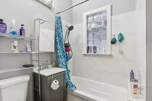 2027 N 47th St, Milwaukee, WI 53208 - Photo 28