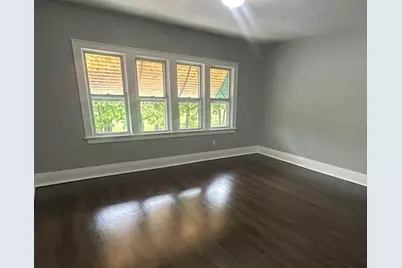 2134 W Lincoln Ave, Milwaukee, WI 53215 - Photo 2
