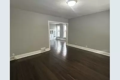 2134 W Lincoln Ave, Milwaukee, WI 53215 - Photo 4