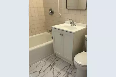 2134 W Lincoln Ave, Milwaukee, WI 53215 - Photo 10
