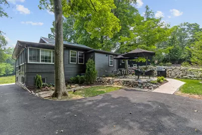 20  Collie St, Williams Bay, WI 53191 - Photo 2