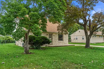 5268 N 60th St, Milwaukee, WI 53218 - Photo 4