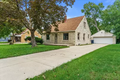 5268 N 60th St, Milwaukee, WI 53218 - Photo 2