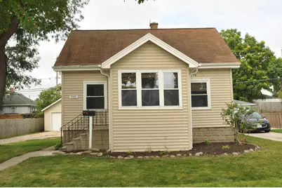1955 S 91st St, West Allis, WI 53227 - Photo 1