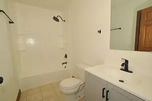 1955 S 91st St, West Allis, WI 53227 - Photo 10