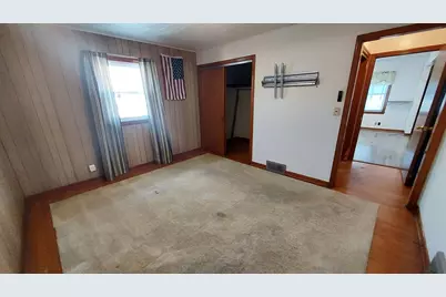 1405  15th Ave, South Milwaukee, WI 53172 - Photo 12
