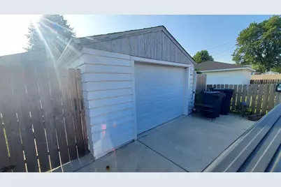 1405  15th Ave, South Milwaukee, WI 53172 - Photo 28