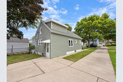 4937 N Hollywood Ave, Whitefish Bay, WI 53217 - Photo 28