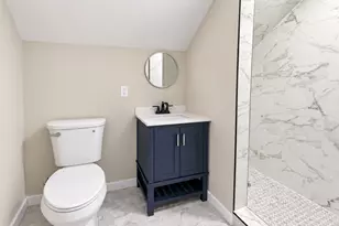 4937 N Hollywood Ave, Whitefish Bay, WI 53217 - Photo 20