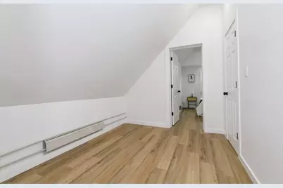 316 E Clarence St, Milwaukee, WI 53207 - Photo 32
