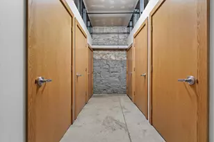 418 N 3rd St, Milwaukee, WI 53203 - Photo 26
