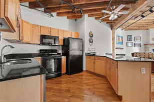 418 N 3rd St, Milwaukee, WI 53203 - Photo 16