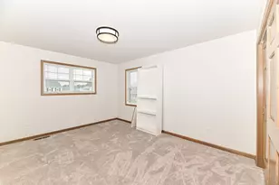 611 Hunter Dr, Racine, WI 53406 - Photo 32