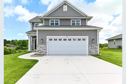 611  Hunter Dr, Racine, WI 53406 - Photo 2