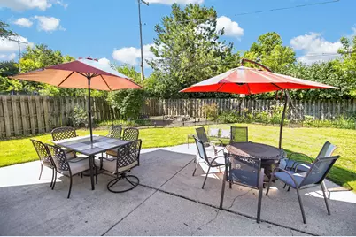 8755 N Pelham Pkwy, Bayside, WI 53217 - Photo 36