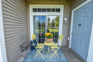 770 Bridlewood Dr, Hartford, WI 53027 - Photo 18