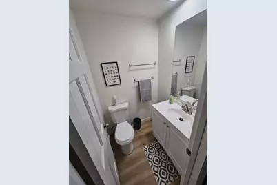 6556 N Bourbon St, Milwaukee, WI 53224 - Photo 8