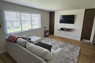 6556 N Bourbon St, Milwaukee, WI 53224 - Photo 6