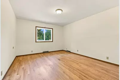 3920  Fiebrantz Dr, Brookfield, WI 53005 - Photo 26