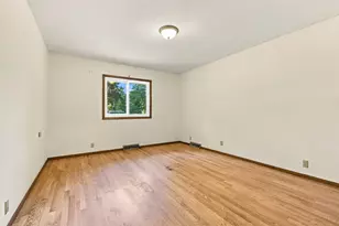 3920 Fiebrantz Dr, Brookfield, WI 53005 - Photo 26