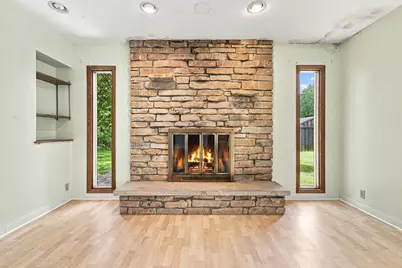 3920  Fiebrantz Dr, Brookfield, WI 53005 - Photo 18