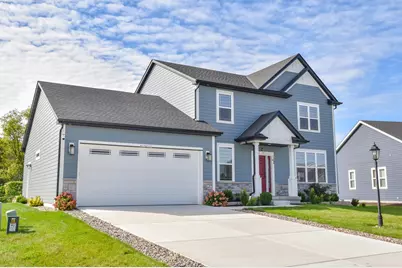 W228N7937  Timberland Dr, Sussex, WI 53089 - Photo 2
