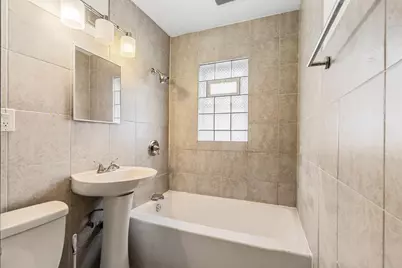 3449 N 77th St, Milwaukee, WI 53222 - Photo 12
