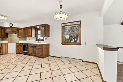 3735  San Fernando Dr, Brookfield, WI 53045 - Photo 10