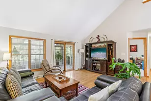 2500 E Circle Dr, Racine, WI 53405 - Photo 4