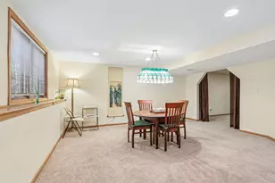 2500 E Circle Dr, Racine, WI 53405 - Photo 40