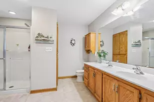 2500 E Circle Dr, Racine, WI 53405 - Photo 22