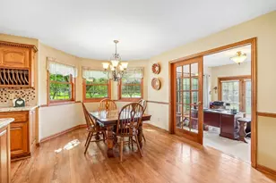 435 Nickelby Ct, Delafield, WI 53018 - Photo 18