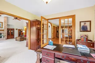 435 Nickelby Ct, Delafield, WI 53018 - Photo 44