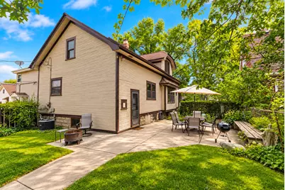2221 S 79th St, West Allis, WI 53219 - Photo 26