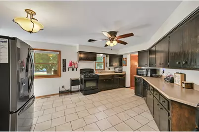 727 W Abbott Ave, Milwaukee, WI 53221 - Photo 12