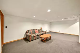 727 W Abbott Ave, Milwaukee, WI 53221 - Photo 20