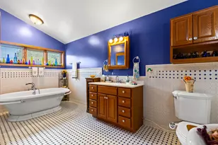 2141 S 105th St, West Allis, WI 53227 - Photo 14