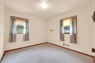 2923 E Cudahy Ave, Saint Francis, WI 53235 - Photo 8