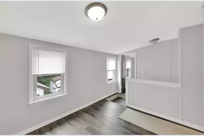 2923 E Cudahy Ave, Saint Francis, WI 53235 - Photo 12