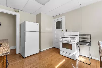 2912 N Maryland Ave, Milwaukee, WI 53211 - Photo 32