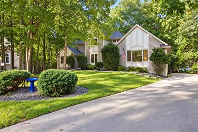 11920 W Whitaker Ln, Greenfield, WI 53228 - Photo 2