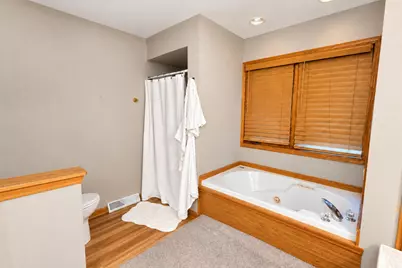 11920 W Whitaker Ln, Greenfield, WI 53228 - Photo 30