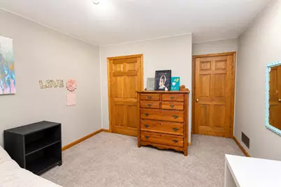 11920 W Whitaker Ln, Greenfield, WI 53228 - Photo 40