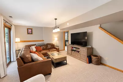 11920 W Whitaker Ln, Greenfield, WI 53228 - Photo 42