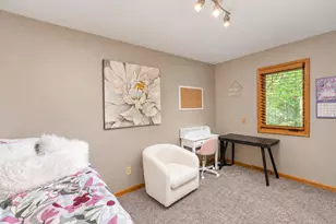 11920 W Whitaker Ave, Greenfield, WI 53228 - Photo 32