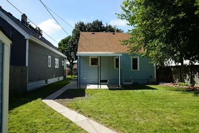 4112 S 2nd St, Milwaukee, WI 53207 - Photo 8
