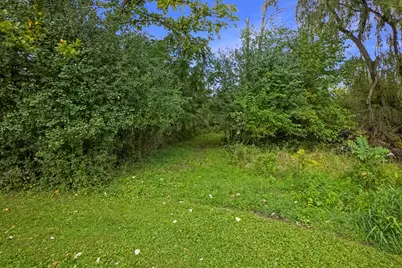 161  Caldwell St, Pewaukee, WI 53072 - Photo 32