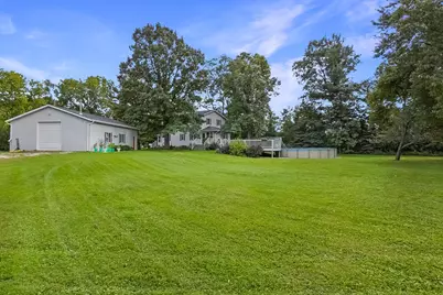 161  Caldwell St, Pewaukee, WI 53072 - Photo 4
